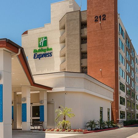 Holiday Inn Express Fullerton-Anaheim By Ihg Extérieur photo
