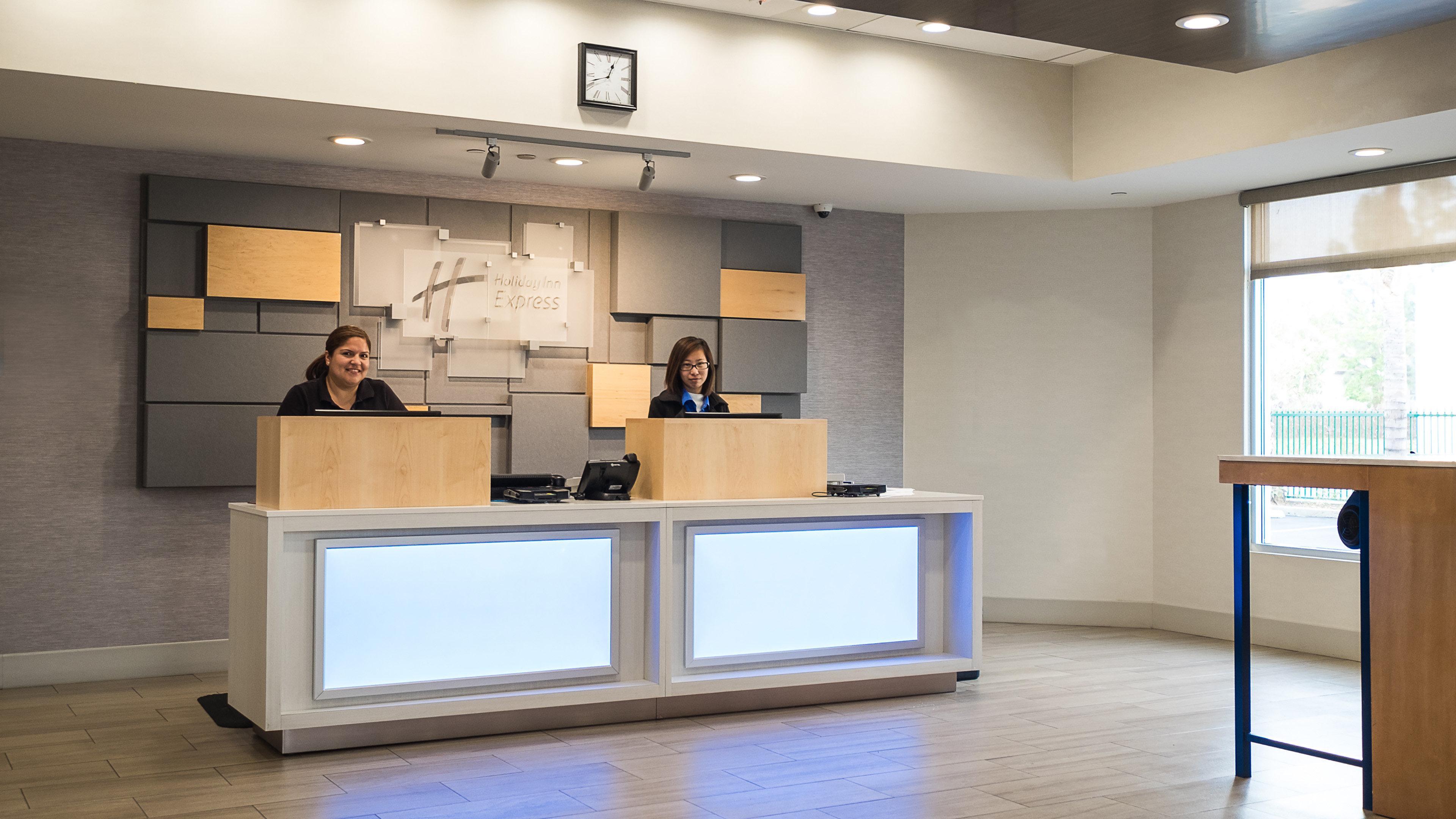 Holiday Inn Express Fullerton-Anaheim By Ihg Extérieur photo