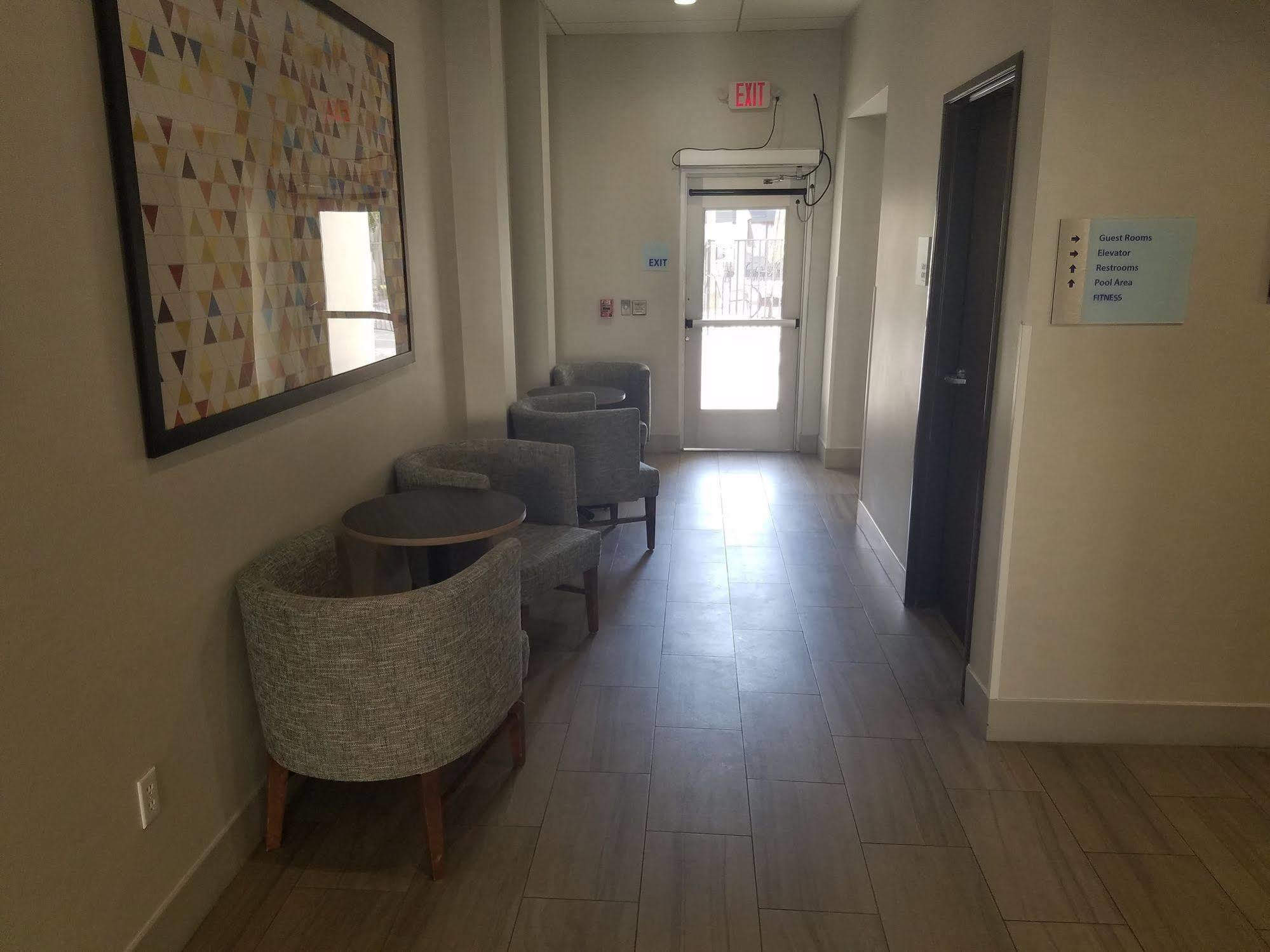 Holiday Inn Express Fullerton-Anaheim By Ihg Extérieur photo