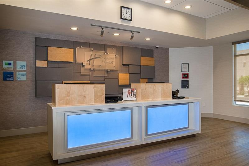 Holiday Inn Express Fullerton-Anaheim By Ihg Extérieur photo